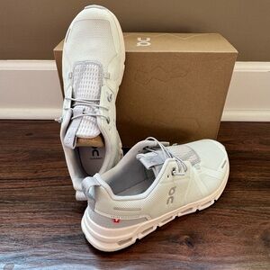 New in box. On Cloud Sky - size 6Y.